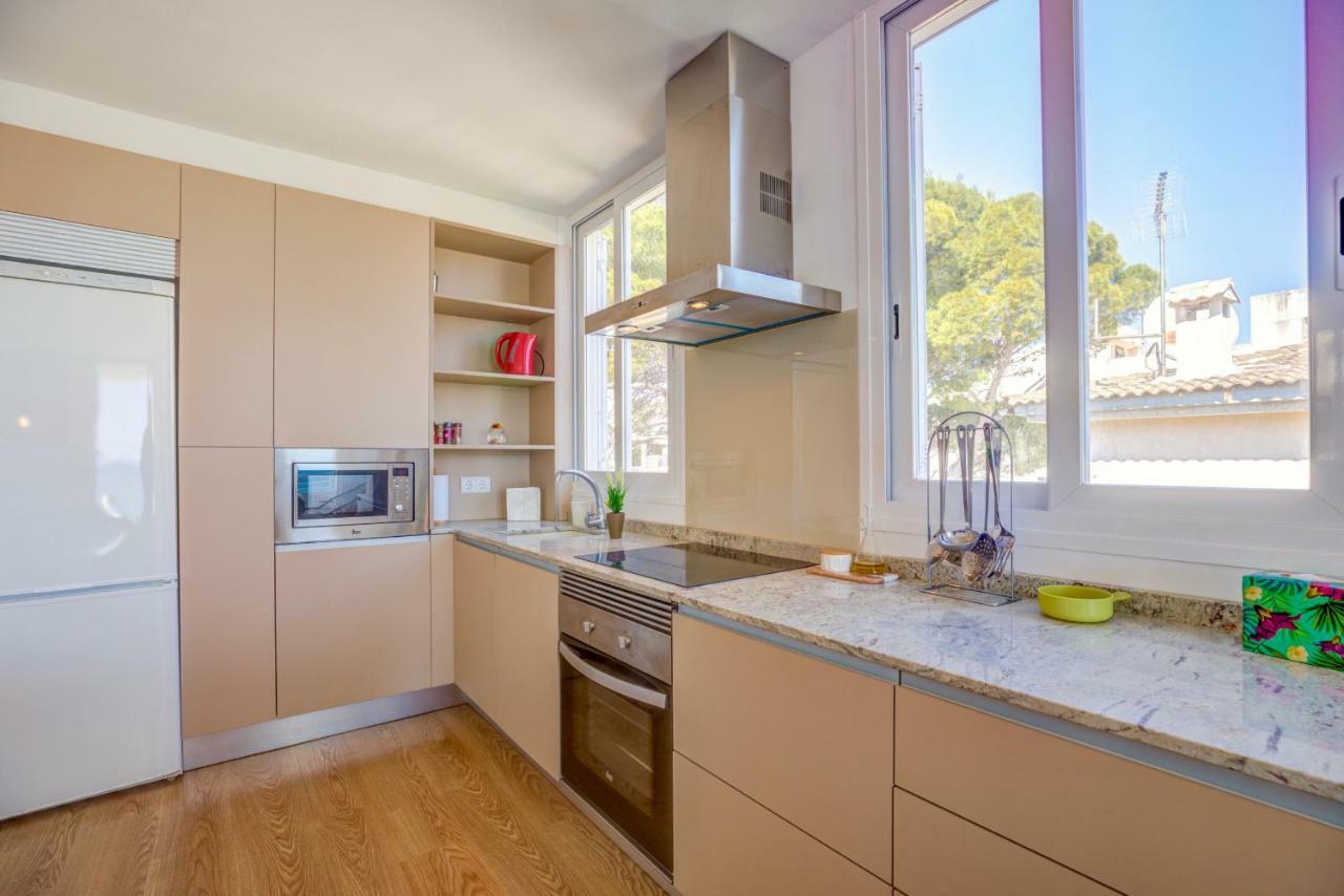 Beachfront Apartment Sivella By Sealand Villas Port de Pollenca Εξωτερικό φωτογραφία
